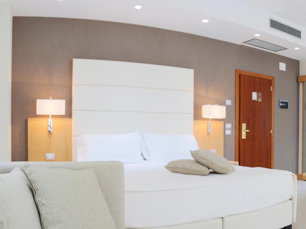 Hotel San Giorgio فاستو المظهر الخارجي الصورة