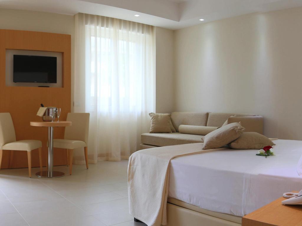 Hotel San Giorgio فاستو المظهر الخارجي الصورة
