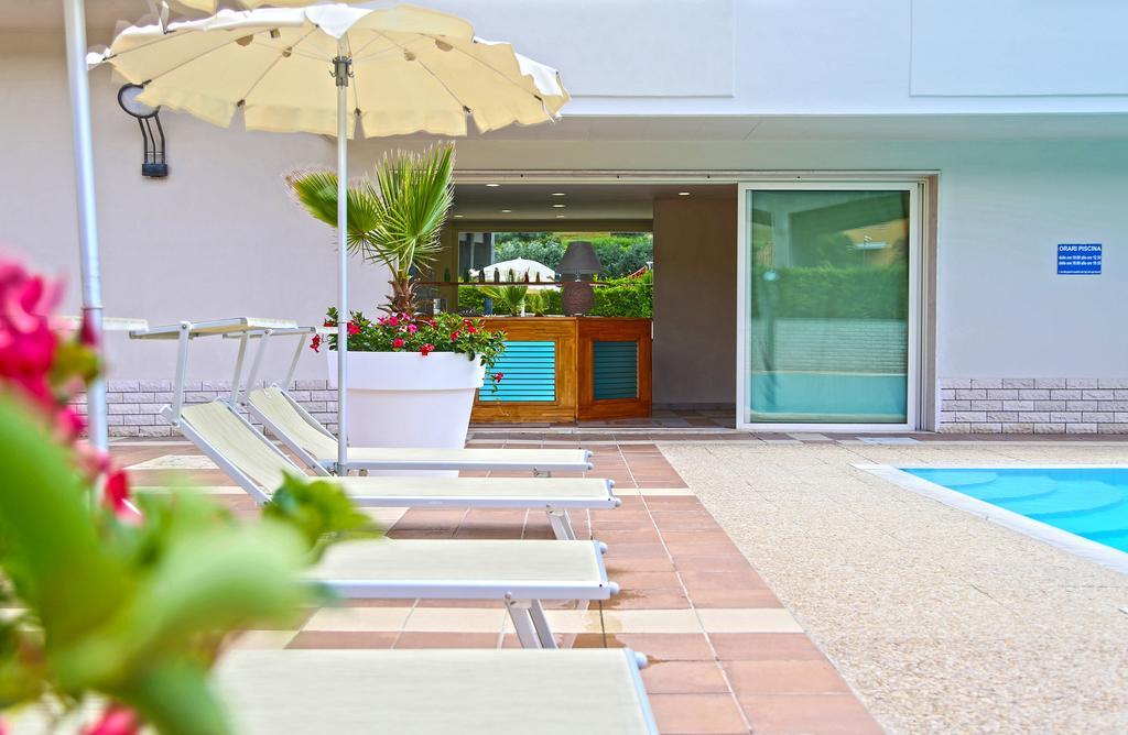 Hotel San Giorgio فاستو المظهر الخارجي الصورة