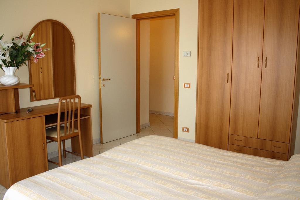 Hotel San Giorgio فاستو المظهر الخارجي الصورة
